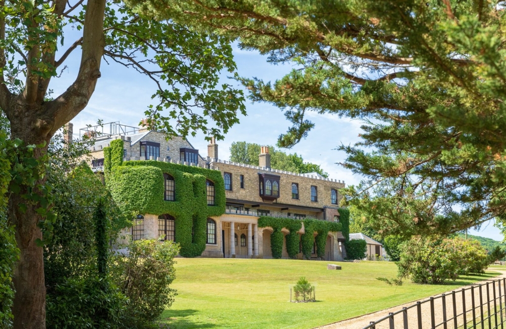 farringford house and gardens