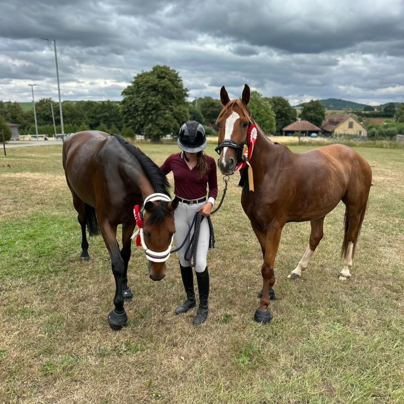 Rubi Harper and horses
