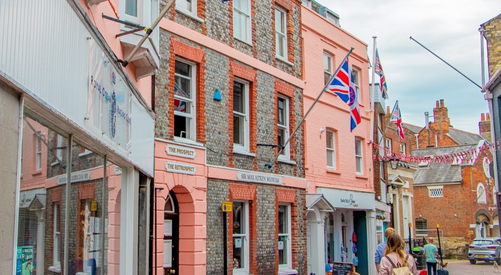 Cowes High Street