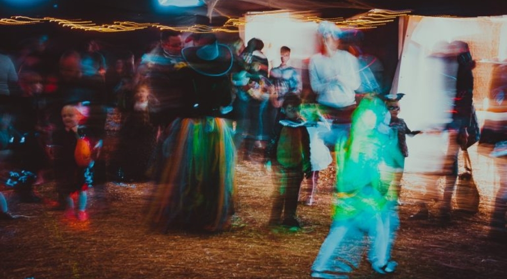 children dancing